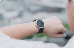 摂取カロリー自動計測スマートウォッチ登場